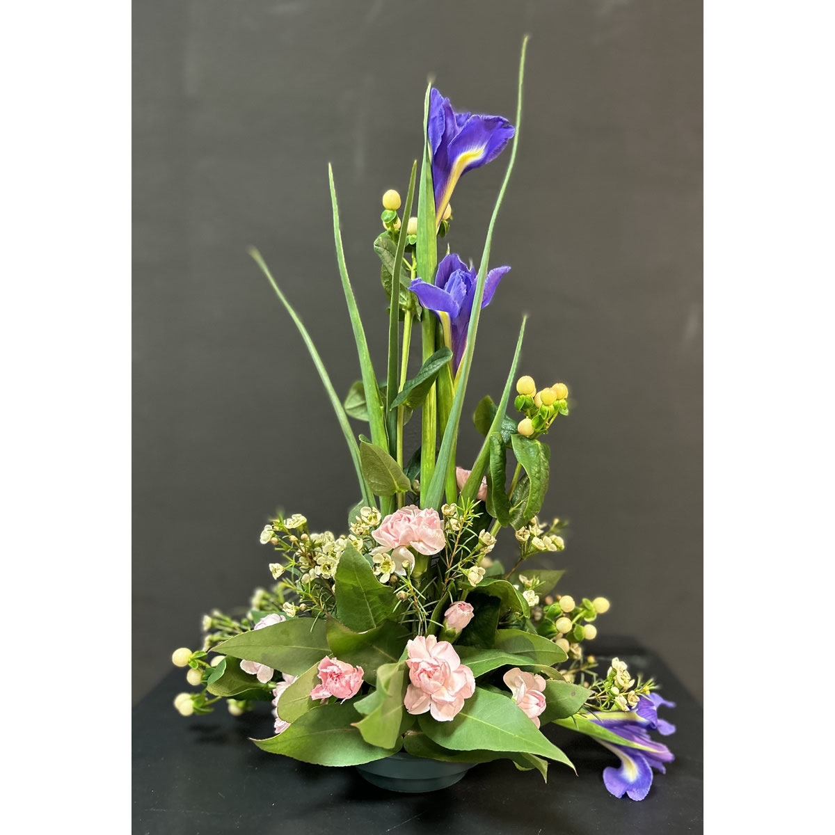 Aranžování květin do nádoby