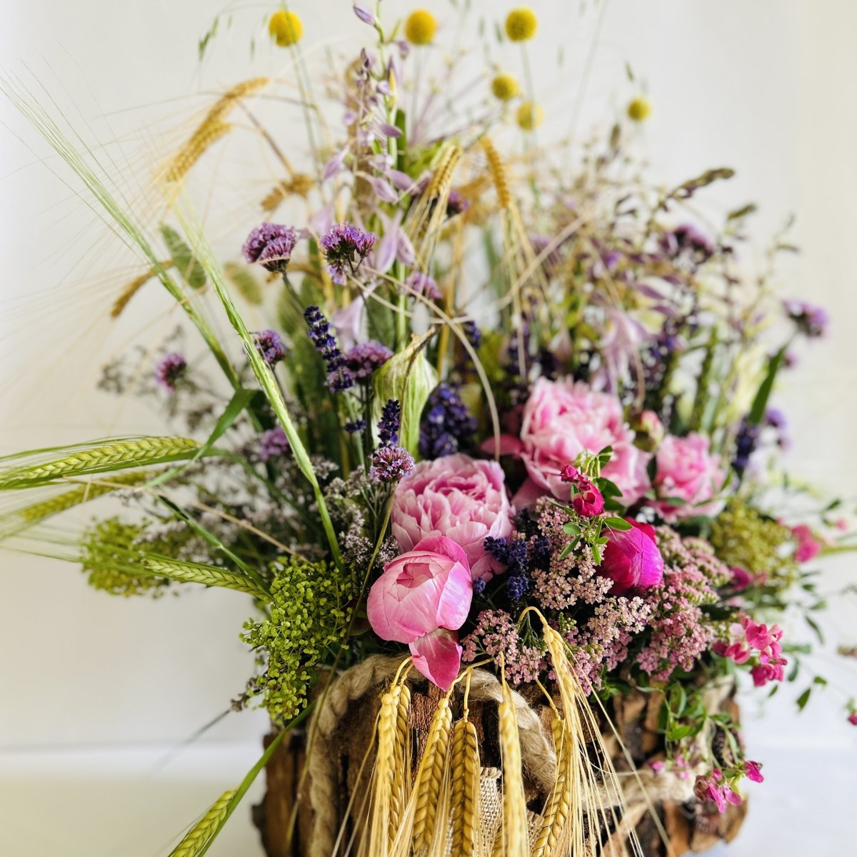 Aranžování květin do nádoby